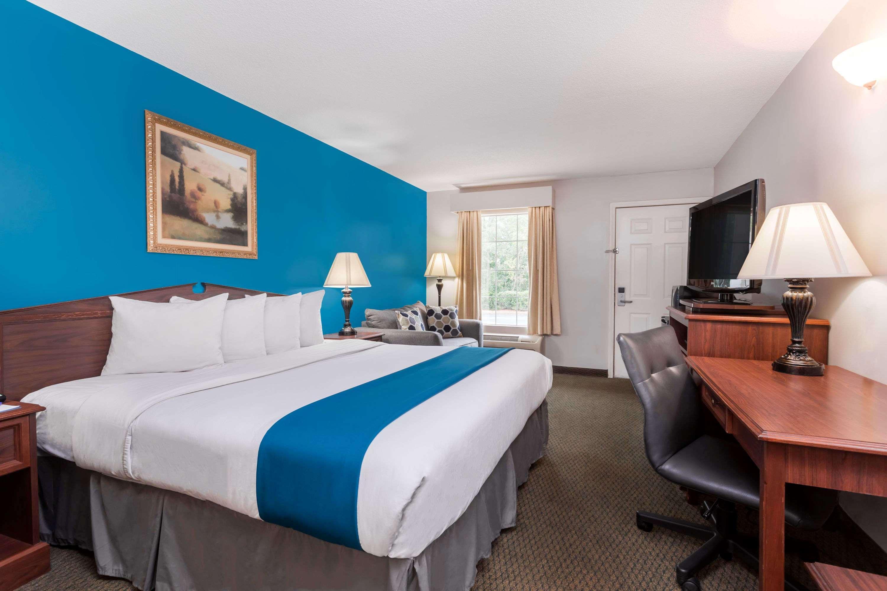 Baymont By Wyndham Duncan/Spartanburg Exterior photo