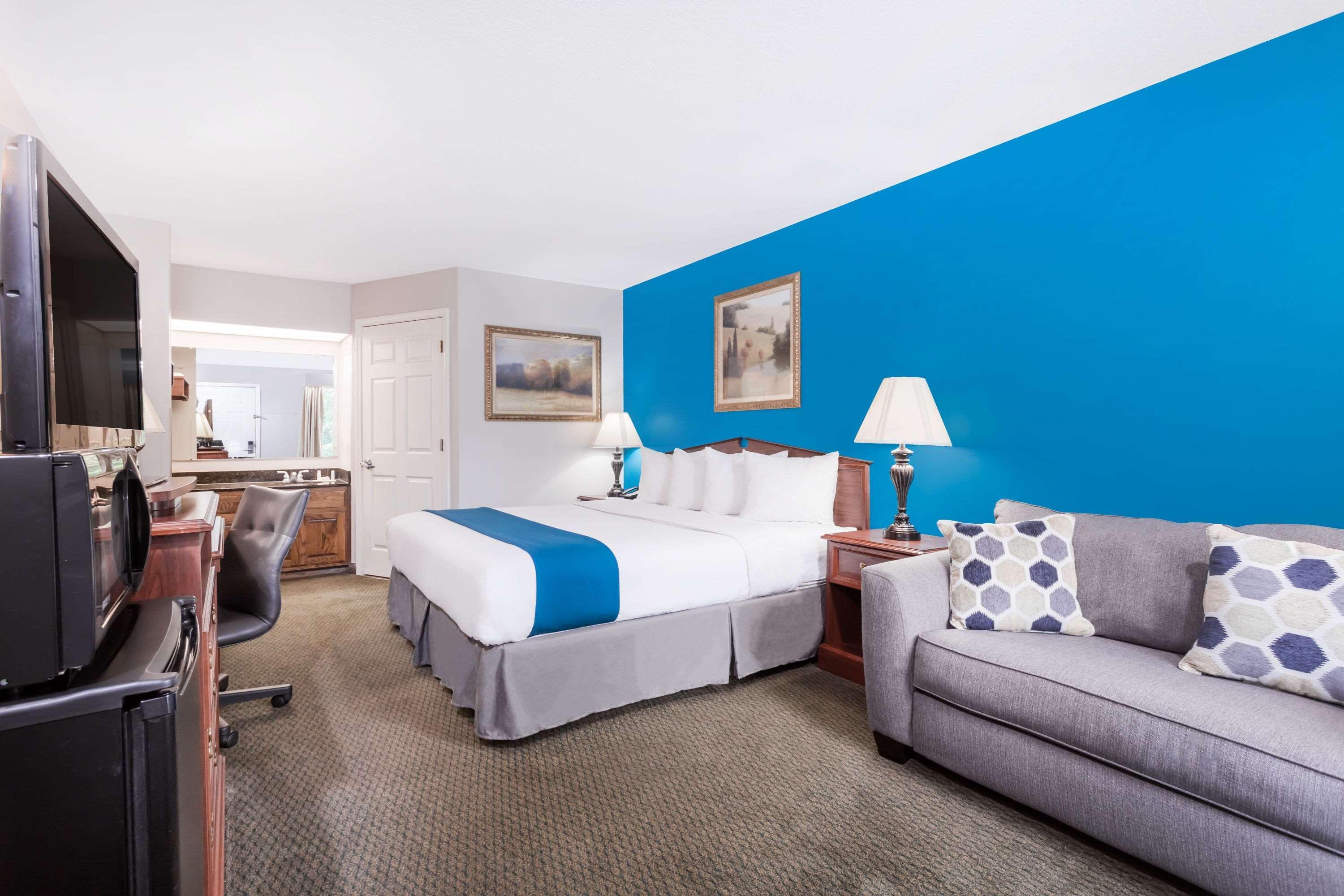 Baymont By Wyndham Duncan/Spartanburg Exterior photo